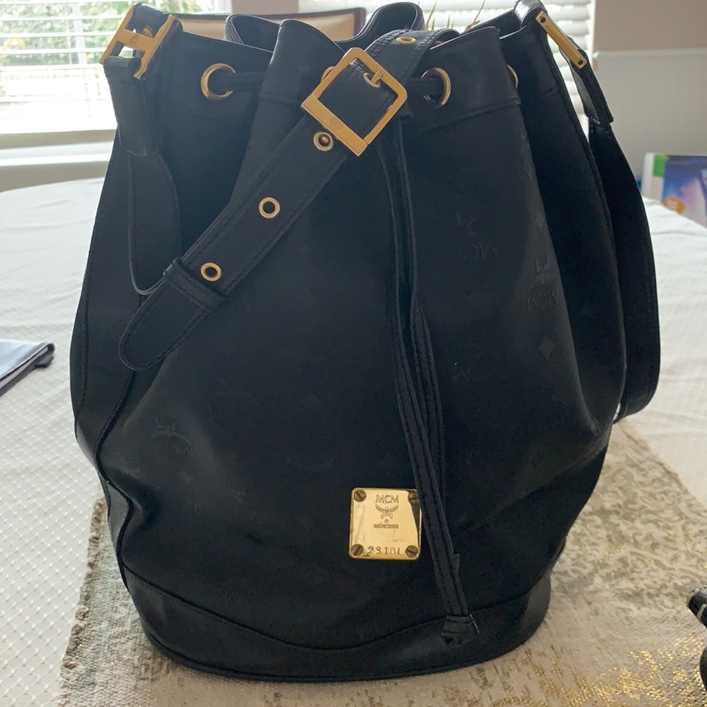 ✨Authentic MCM Vintage Bucket Bag ✨